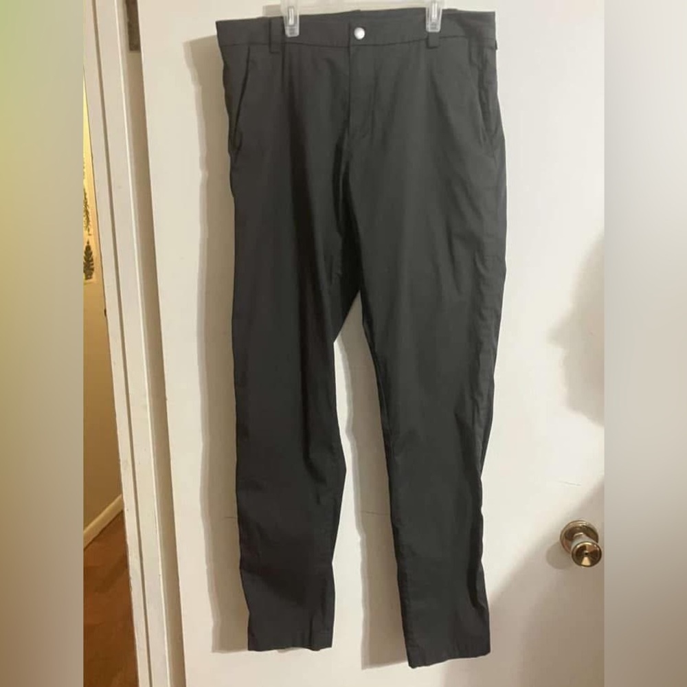 $80 Lululemon Men’s ABC Classic slim fit trouser pant. Orig $128